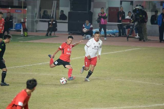 开云-“足球之乡”的体育大生意丨城市经济学